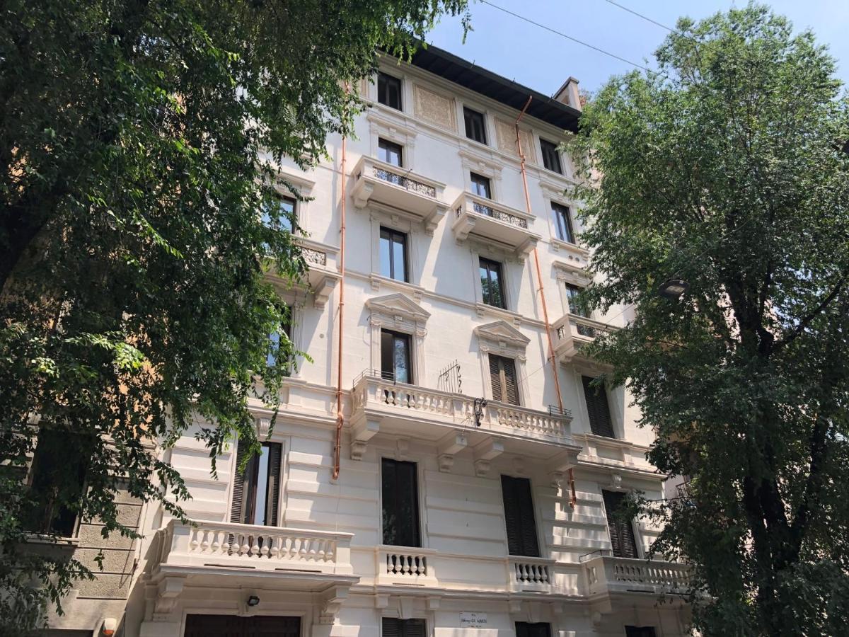 Sant'Ambrogio With Charme Apartment Milan Exterior photo